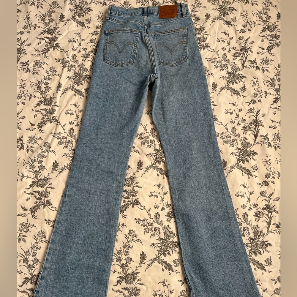 Levi's Ribcage Bootcut Jeans - Picture 9 of 9